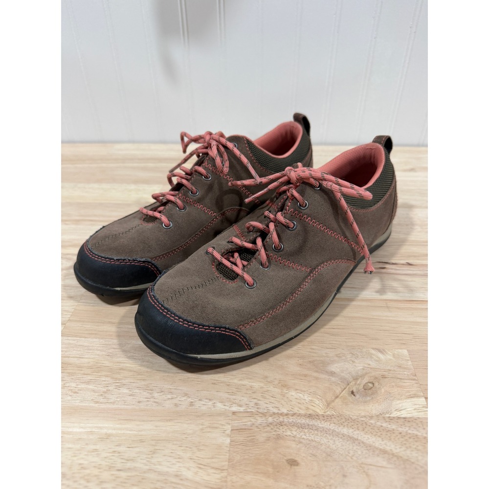 L.L. Bean Beansport Suede Lace Up Casual Shoe Sneaker Brown Pink Women Size 8